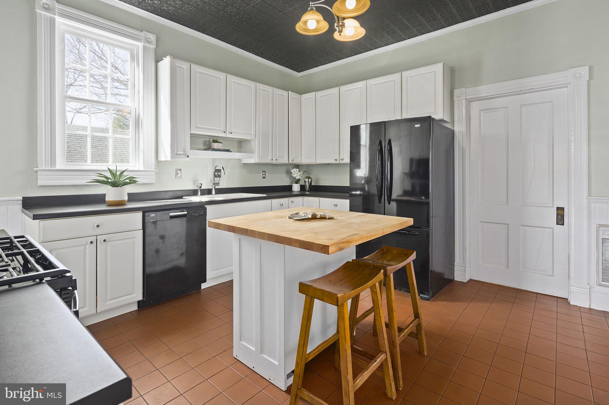 9012 Quarry Street Manassas, VA 20110 - Photo 11 of 33 Gallery Image 11