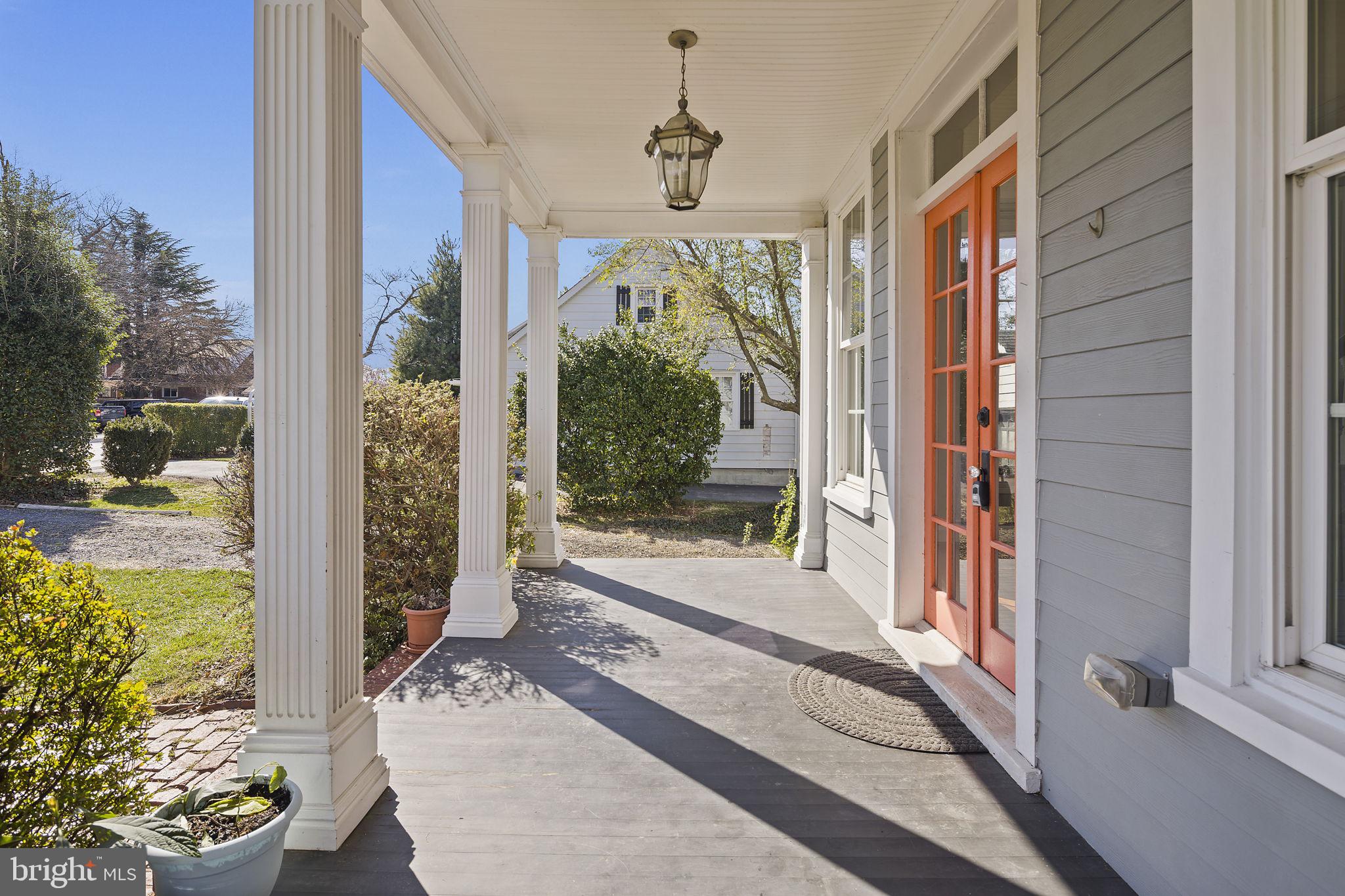 9012 Quarry Street Manassas, VA 20110 - Photo 3 of 33 Gallery Image 3