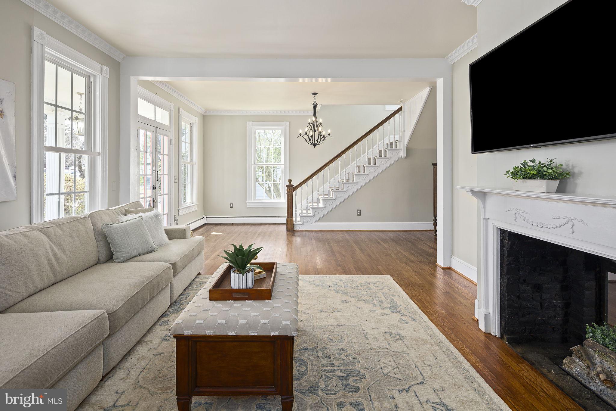 9012 Quarry Street Manassas, VA 20110 - Photo 8 of 33 Gallery Image 8