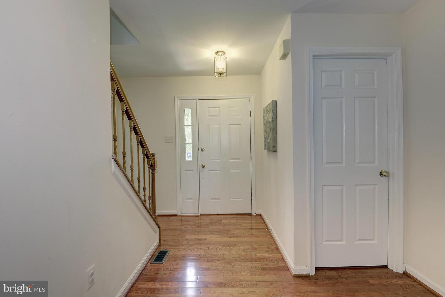 1852 Middlebridge Drive Silver Spring, MD 20906 - Photo 2 of 24 Interior (General)
