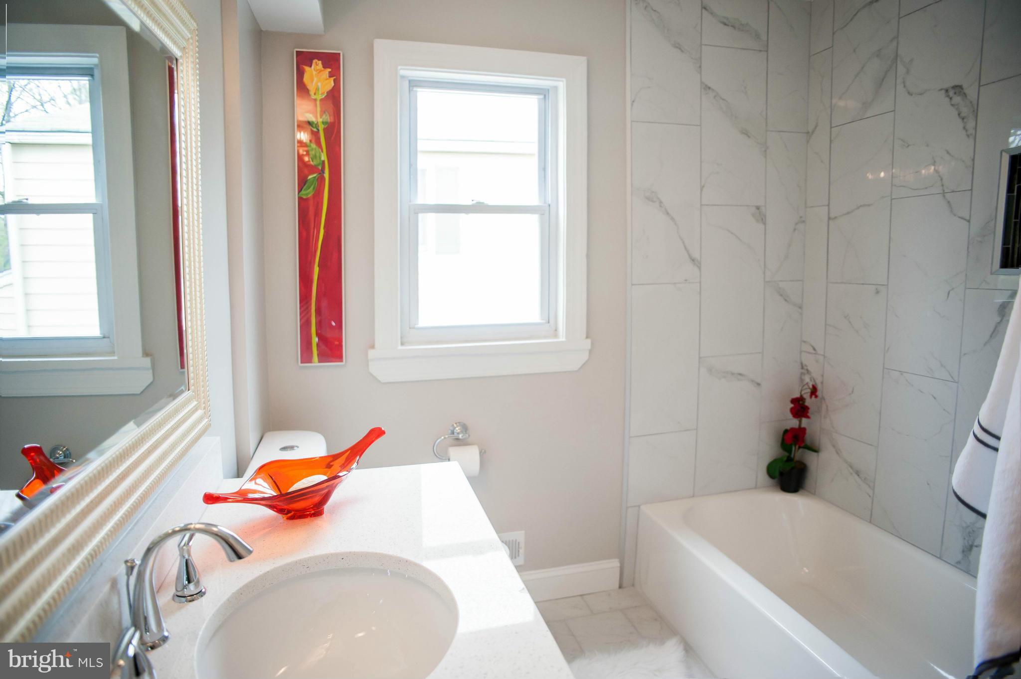 8705 Emge Road Baltimore, MD 21234 - Photo 20 of 30 Bath