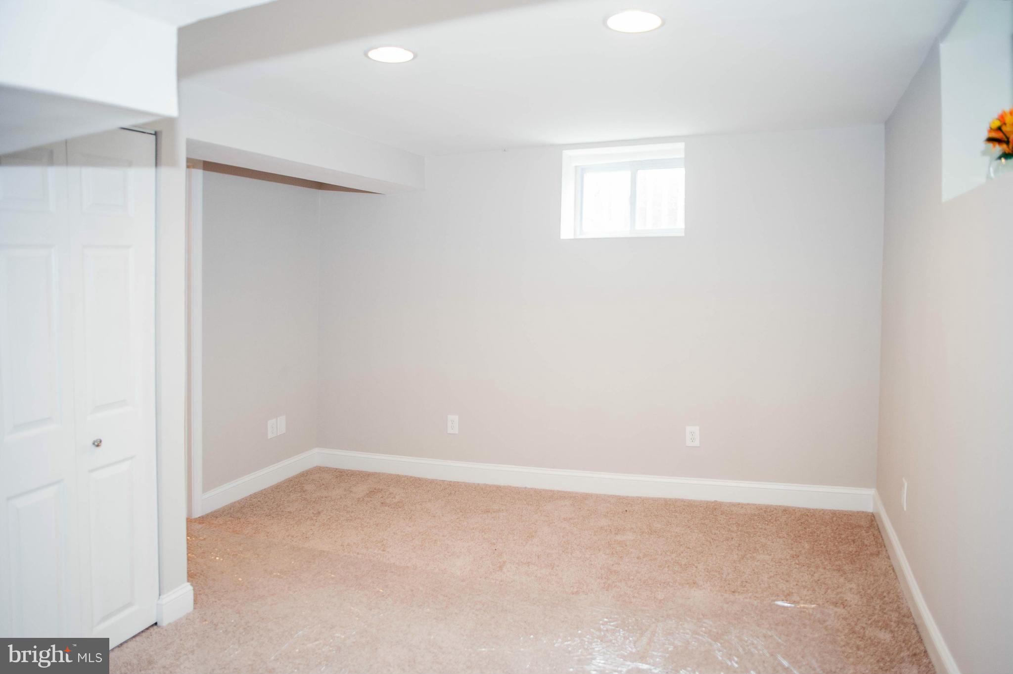8705 Emge Road Baltimore, MD 21234 - Photo 27 of 30 Bedroom