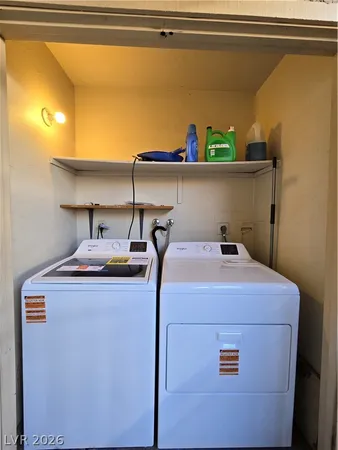 $1,095 | 5224 River Glen Drive, Unit 445, Las Vegas, NV 89103