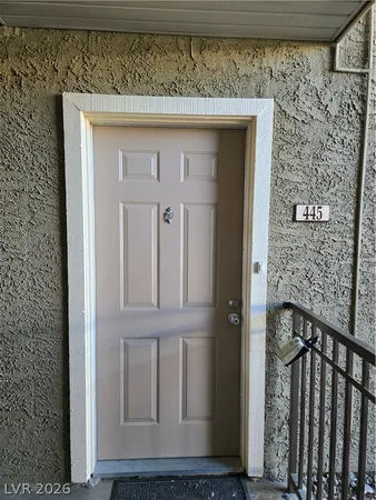 $1,095 | 5224 River Glen Drive, Unit 445, Las Vegas, NV 89103