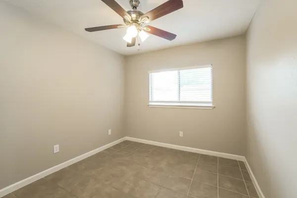 $1,835 | 15118 Loma Paseo Drive, Houston, TX 77083