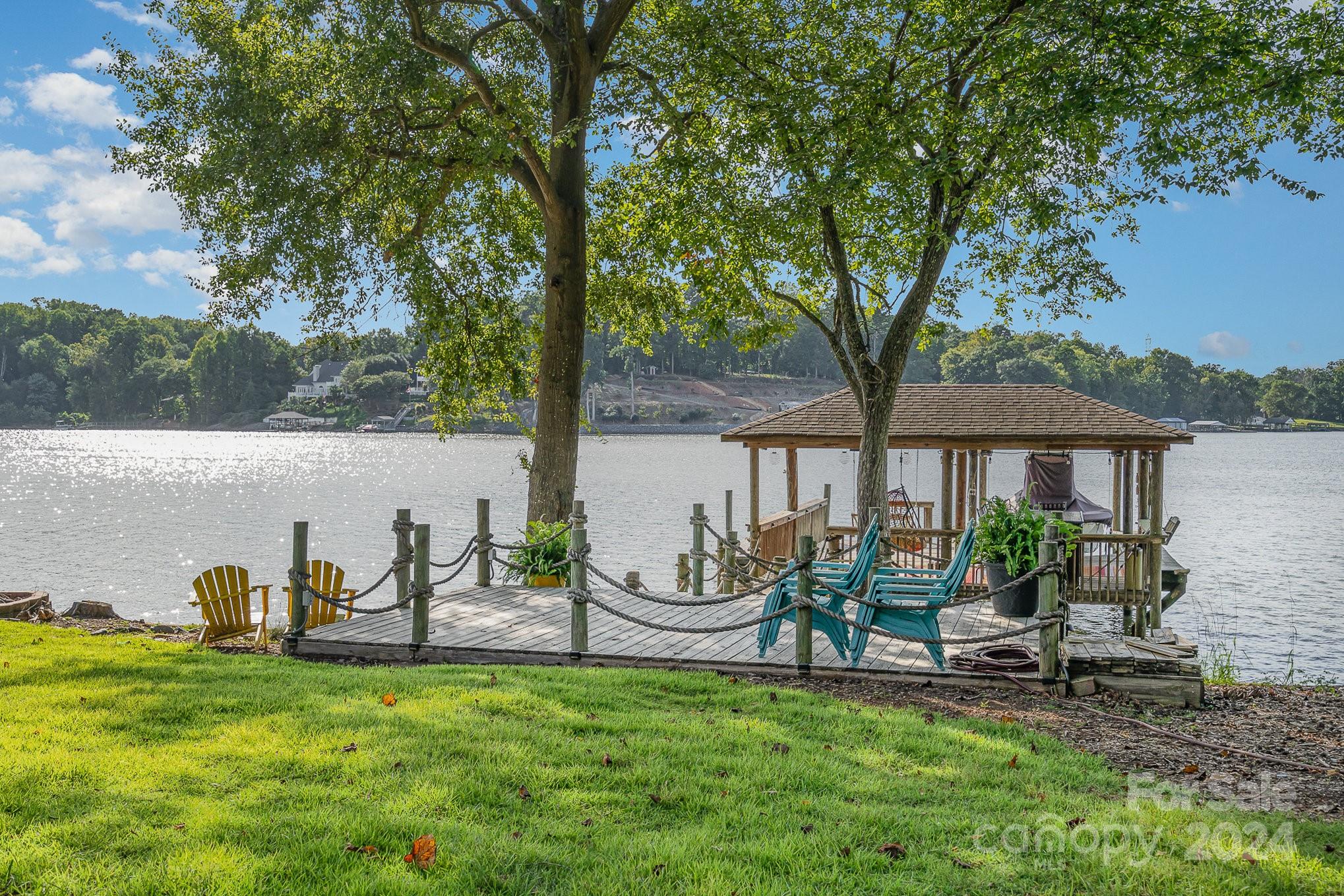 3032 Sadler Road Charlotte, NC 28278 - Photo 36 of 45 Gallery Image 36