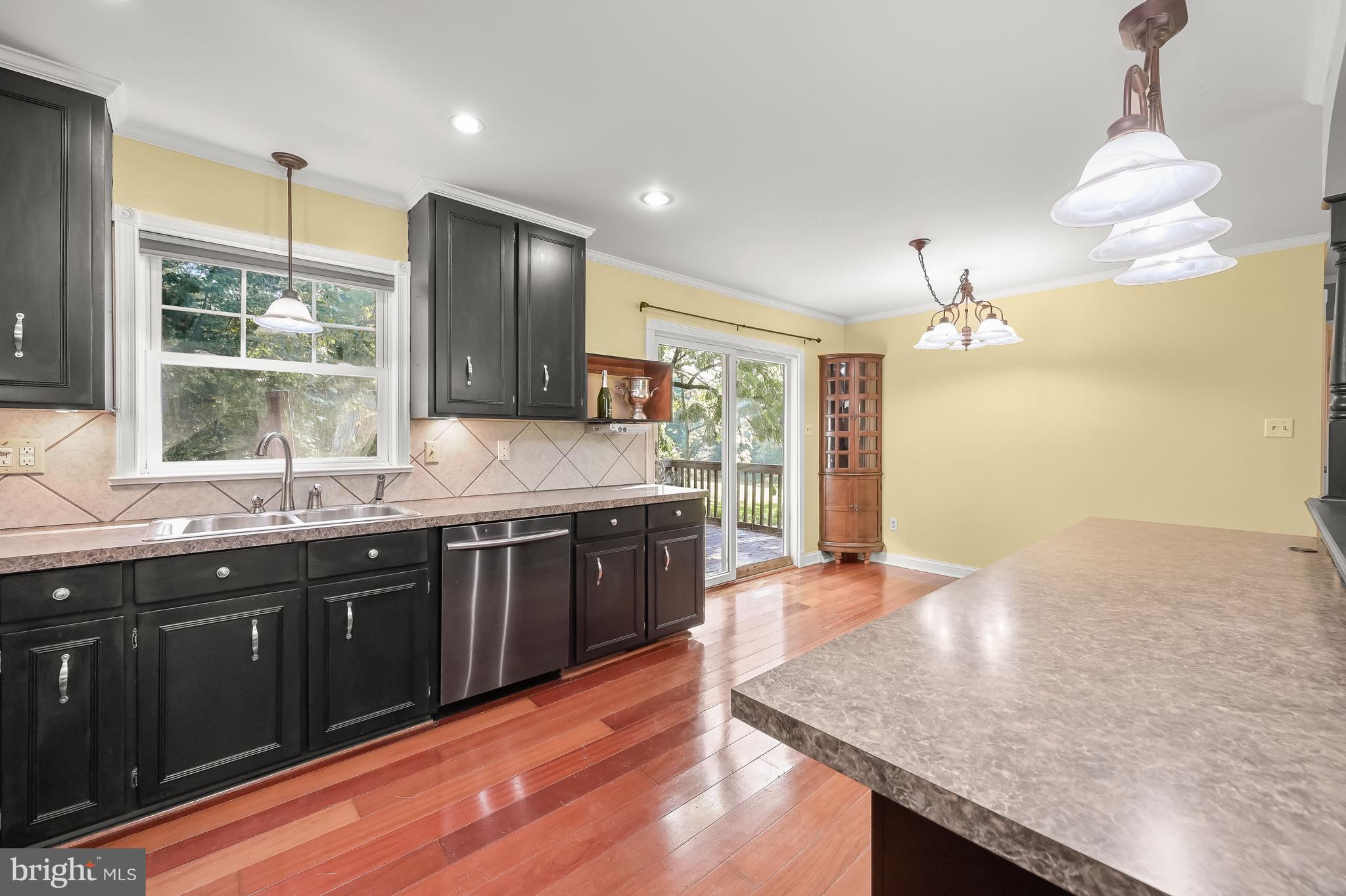 3924 Garfield Road Smithsburg, MD 21783 - Photo 19 of 61 Eat-In kitchen | Hardwood Floors