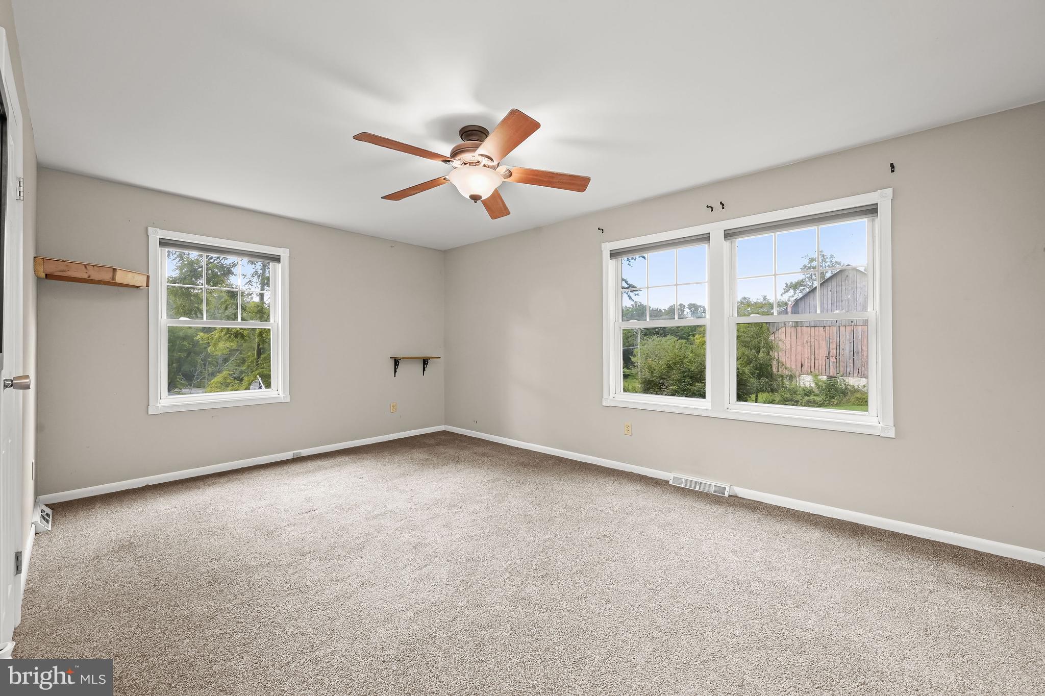 3924 Garfield Road Smithsburg, MD 21783 - Photo 23 of 61 Primary Bedroom | WIC | En-Suite Full Bath