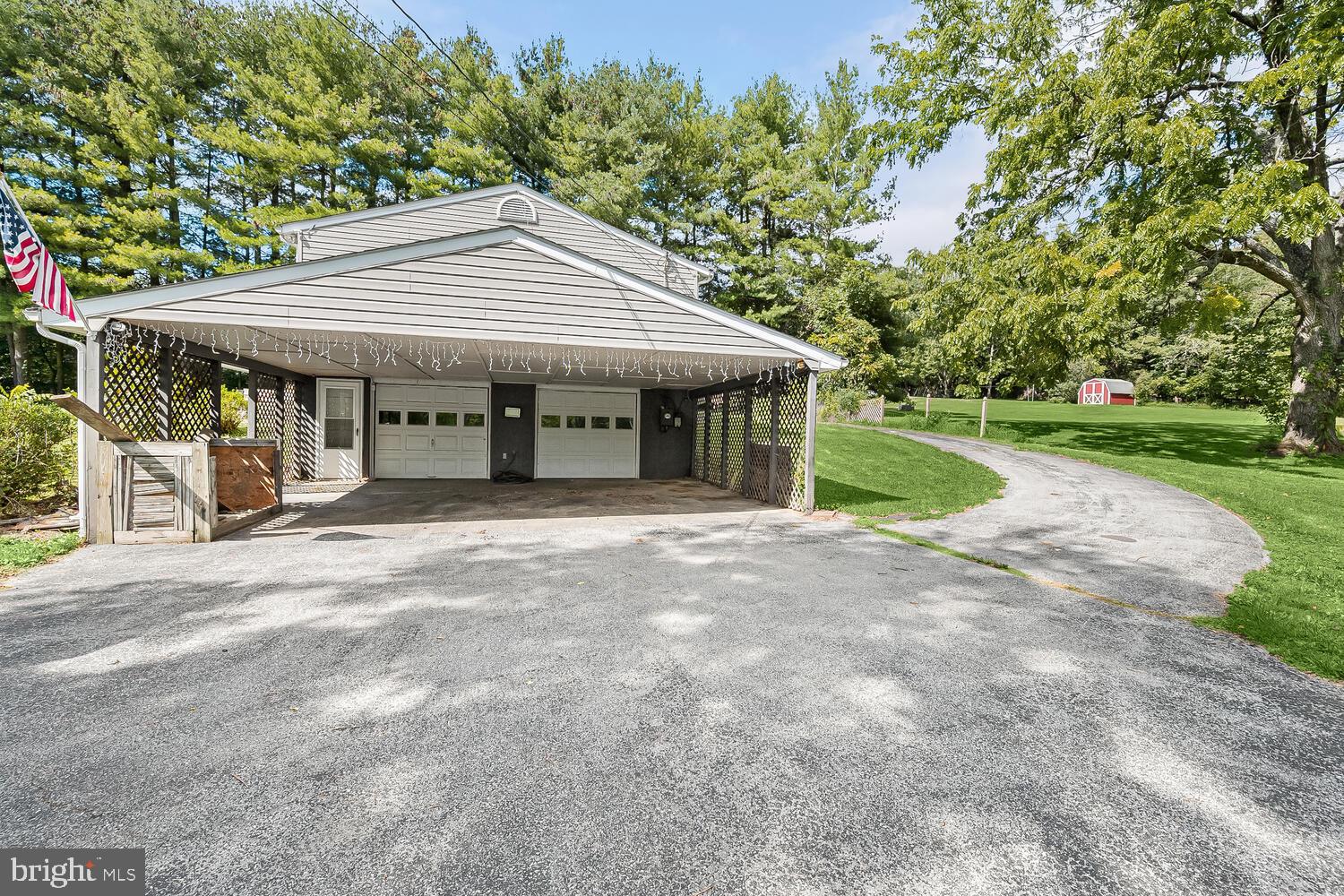 3924 Garfield Road Smithsburg, MD 21783 - Photo 40 of 61 Attached 2-Car Garage | Covered Parking