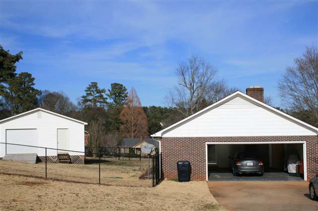 1404 Hanover Road Anderson, SC 29621 - Photo 4 of 10