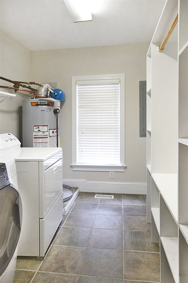 2411 Bedford Avenue Raleigh, NC 27607 - Photo 23 of 28 Laundry/Utility