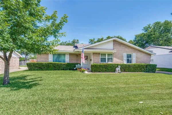 $400,000 | 722 Westover Drive, Richardson, TX 75080