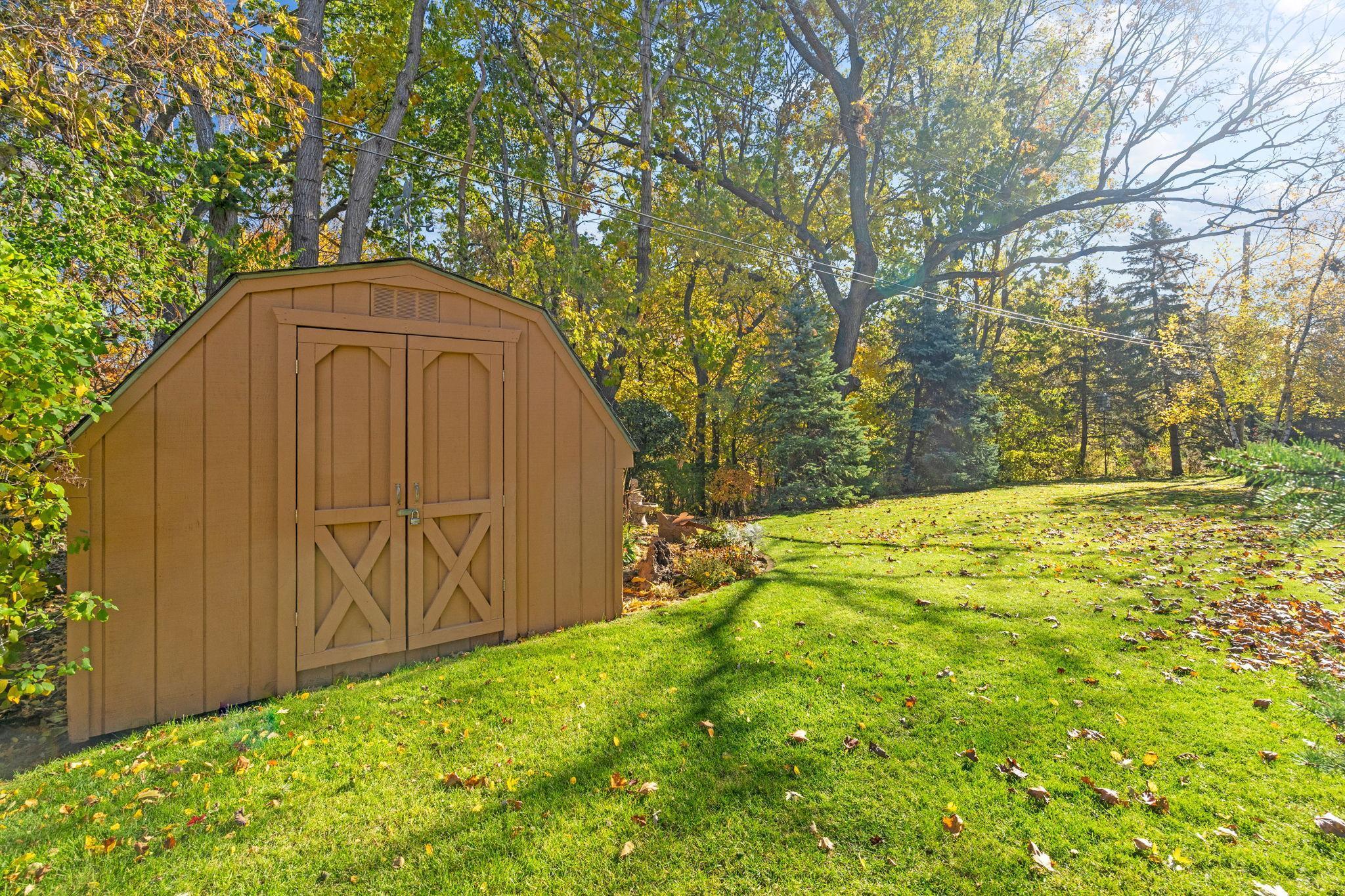 10035 Mound Spring Terrace Bloomington, MN 55420 - Photo 12 of 16