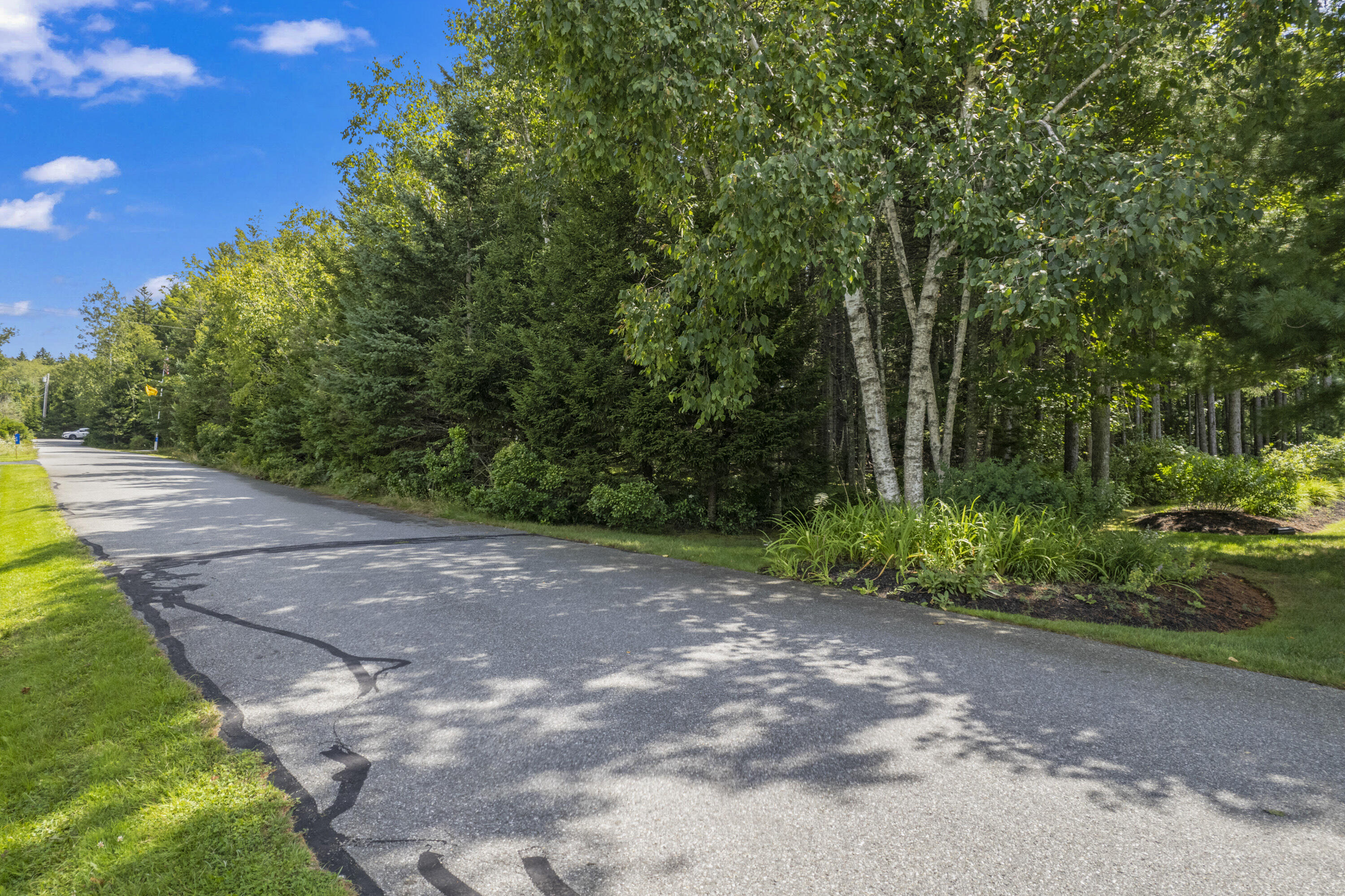 27 Tispaquin Trail New Harbor, ME 04554 - Photo 5 of 18 27 Tispaquin Trail_102