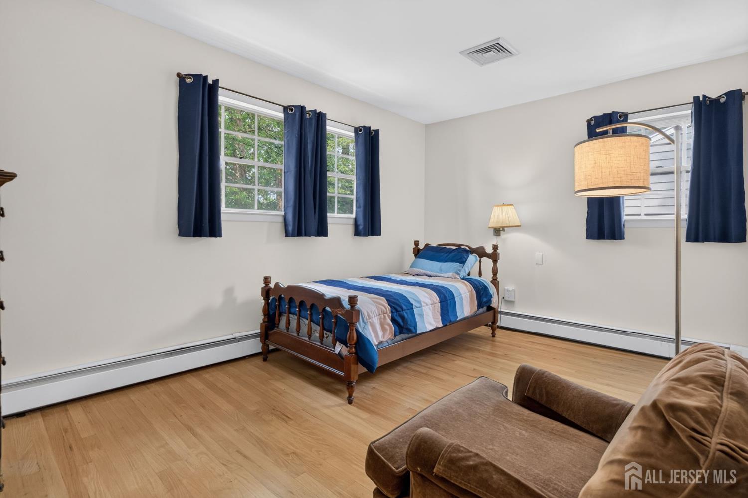 1270 Sioux Road North Brunswick, NJ 08902 - Photo 31 of 46