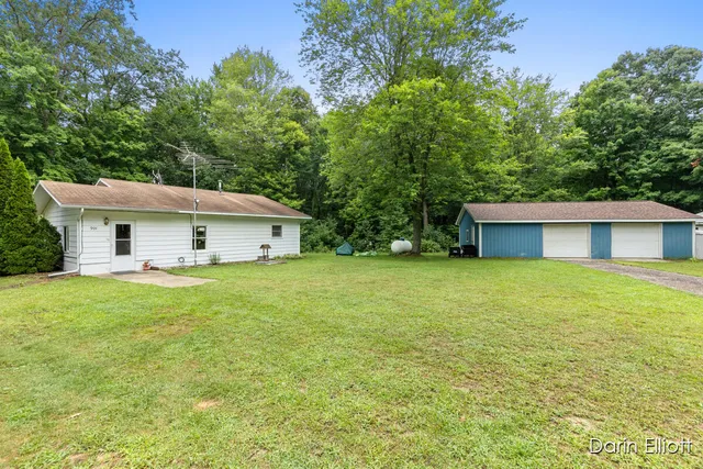 $165,900 | 901 Half Moon Lake Drive Southwest, Stanton, MI 48888