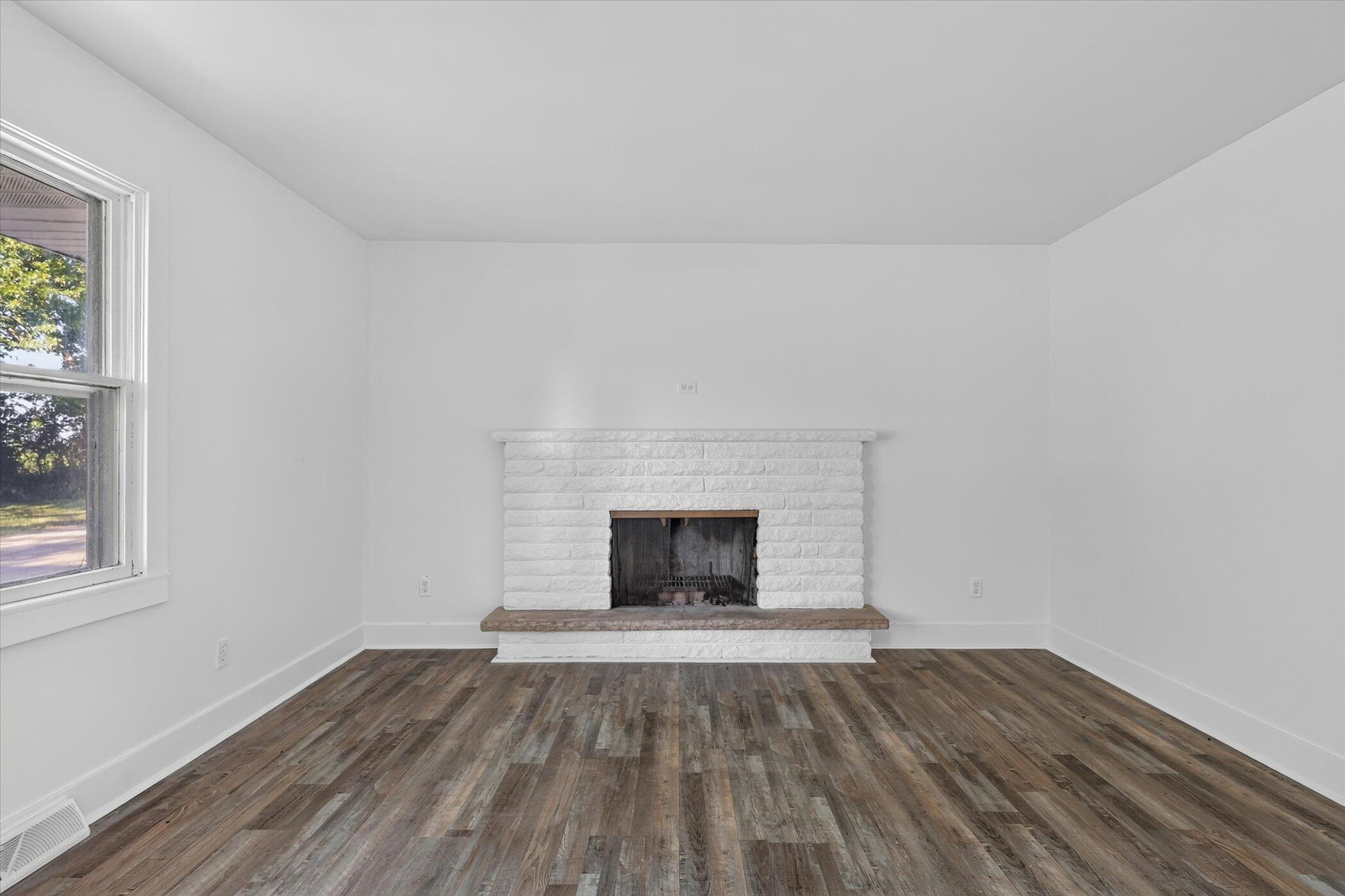 5510 County Farm Road Greenville, MI 48838 - Photo 10 of 45 09-5510-County-Farm-Rd-Greenville-MI-488