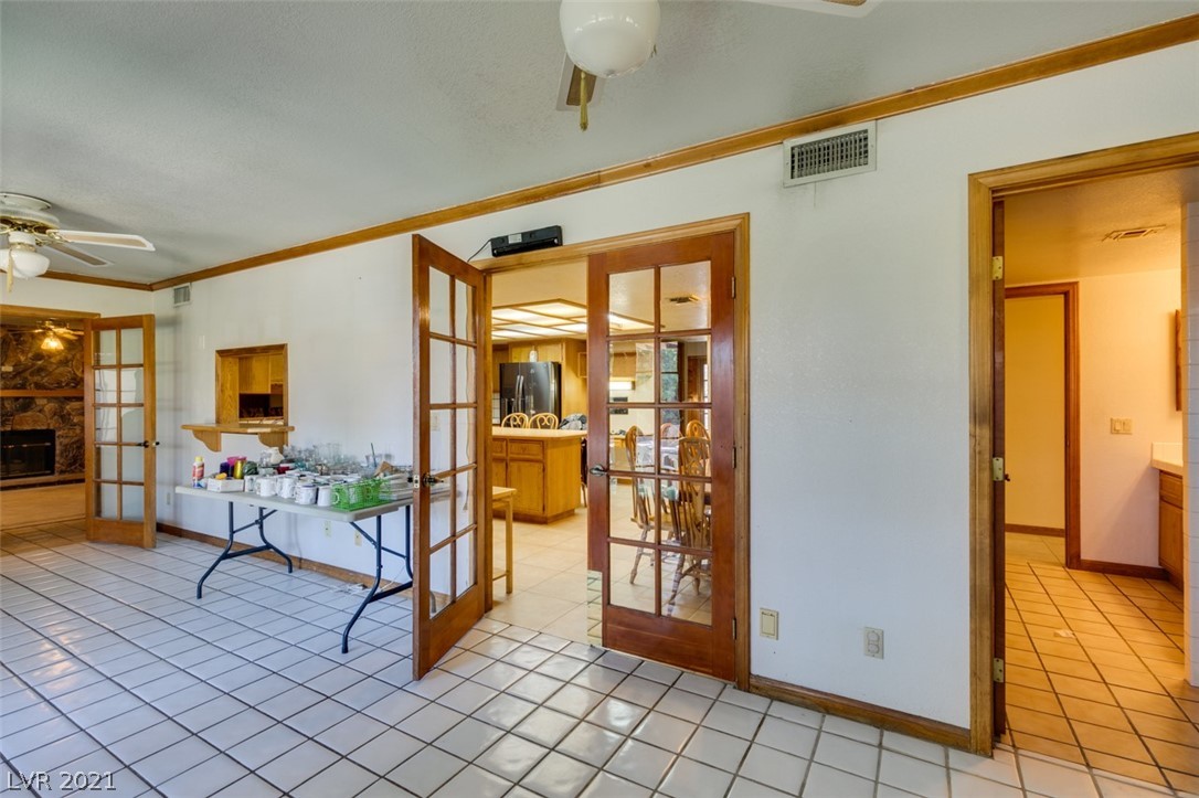 4564 South Pecos Road Las Vegas, NV 89121 - Photo 18 of 50 Gallery Image 18
