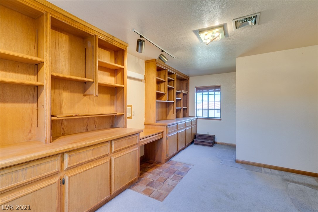 4564 South Pecos Road Las Vegas, NV 89121 - Photo 27 of 50 Gallery Image 27