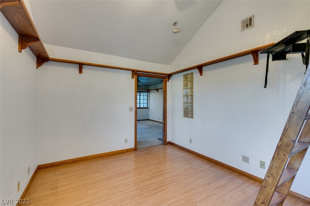 4564 South Pecos Road Las Vegas, NV 89121 - Photo 35 of 50 Gallery Image 35