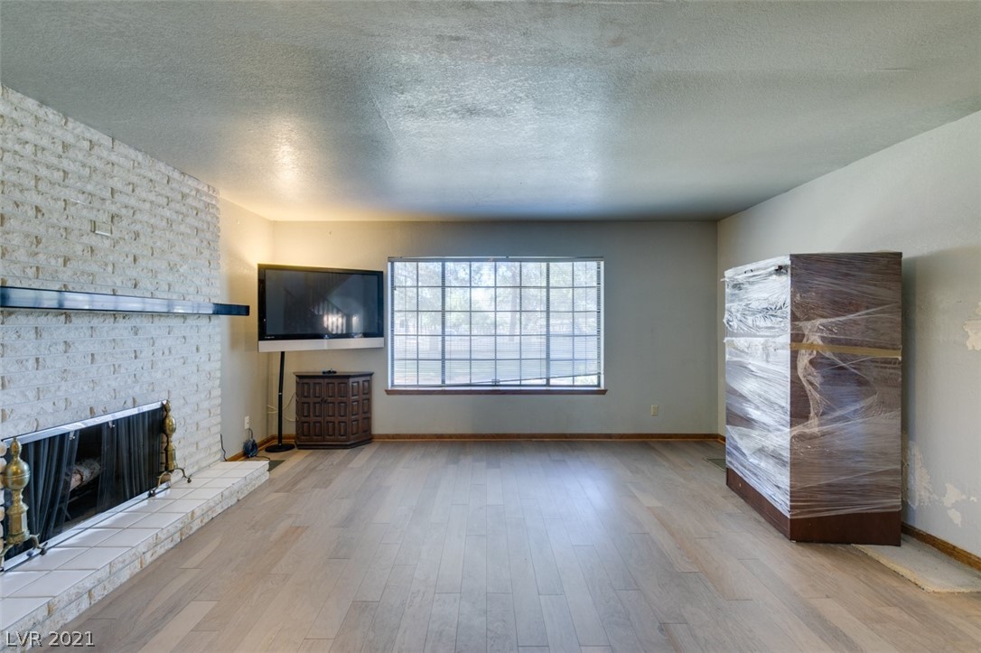 4564 South Pecos Road Las Vegas, NV 89121 - Photo 9 of 50 Gallery Image 9
