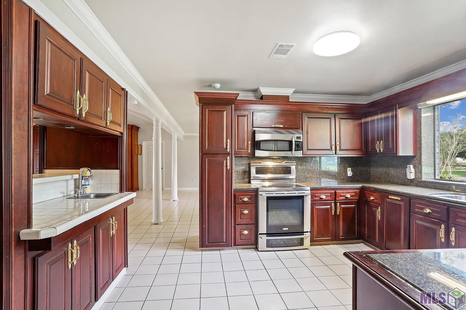 12051 Griffith Road Gonzales, LA 70737 - Photo 13 of 30 Gallery Image 13