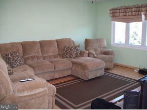 122 Revolutionary Road Tuckerton, NJ 08087 - Photo 3 of 24