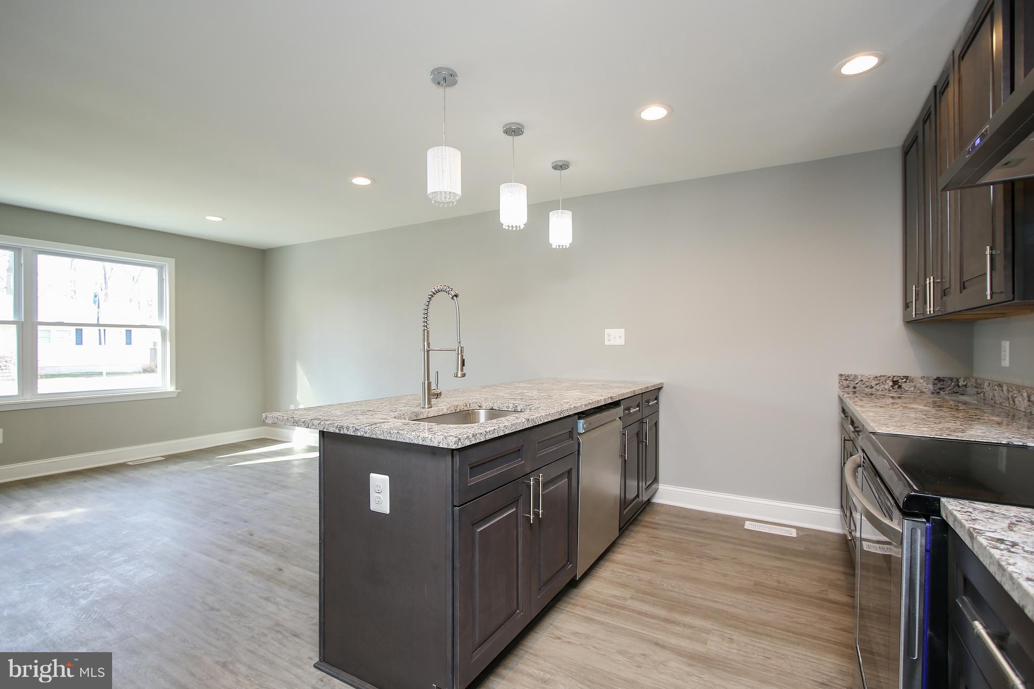 462 Community Road Severna Park, MD 21146 - Photo 3 of 26 Kitchen
