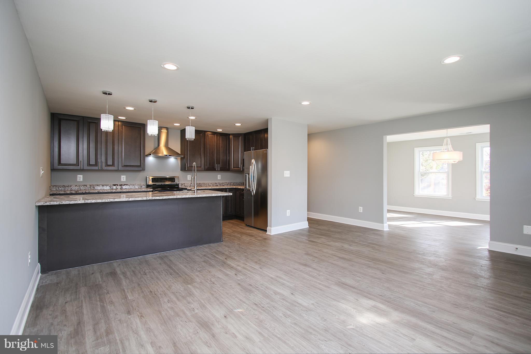 462 Community Road Severna Park, MD 21146 - Photo 9 of 26 Kitchen