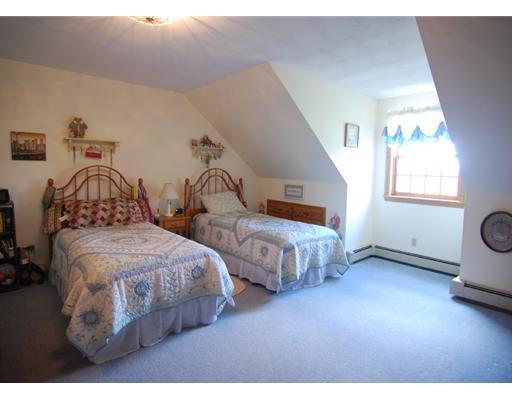 14 W Road Kents Hill, ME 04349 - Photo 18 of 25 Bedroom. Guest room