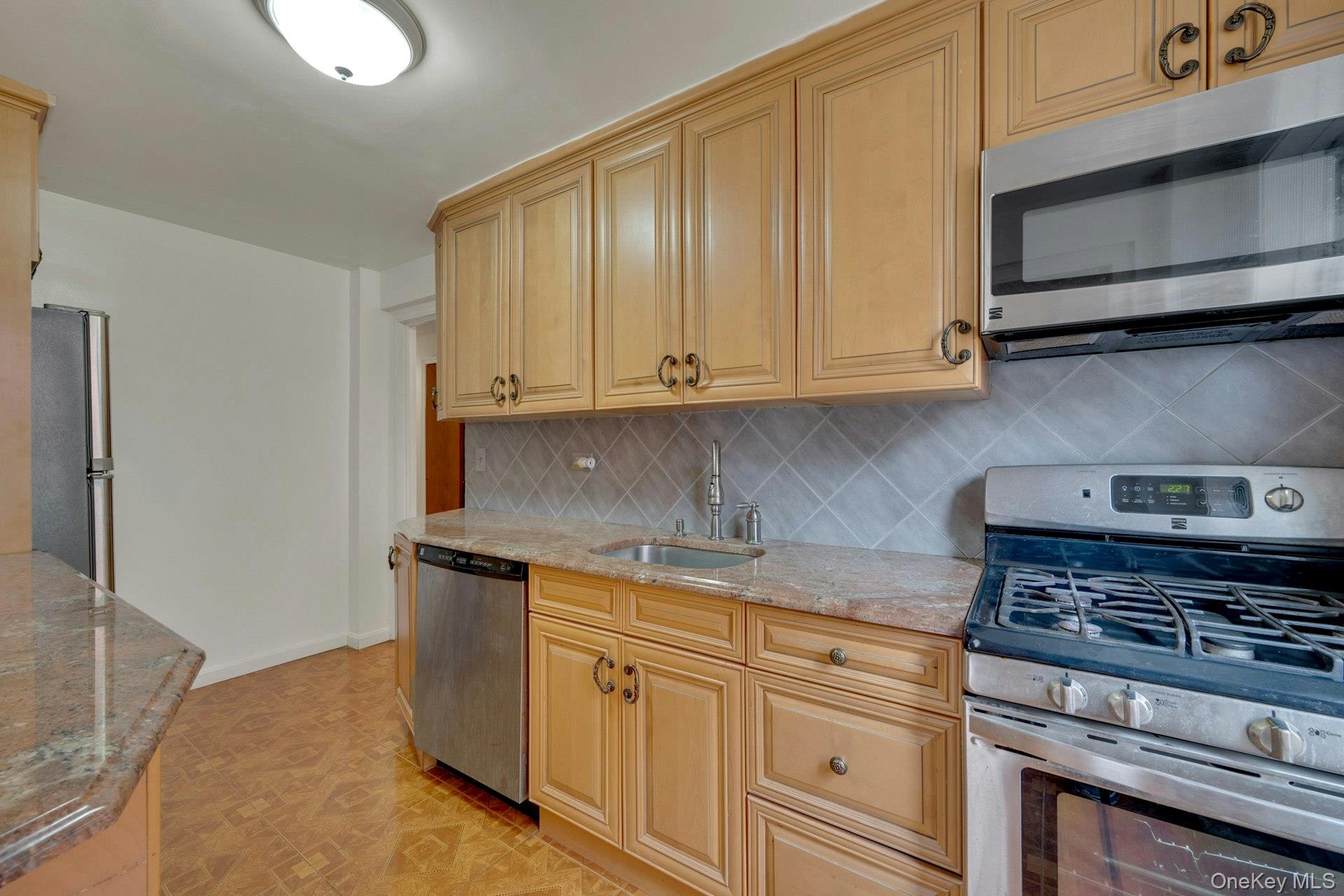 280 Bronxville Road, Unit 5X Bronxville, NY 10708 - Photo 13 of 31