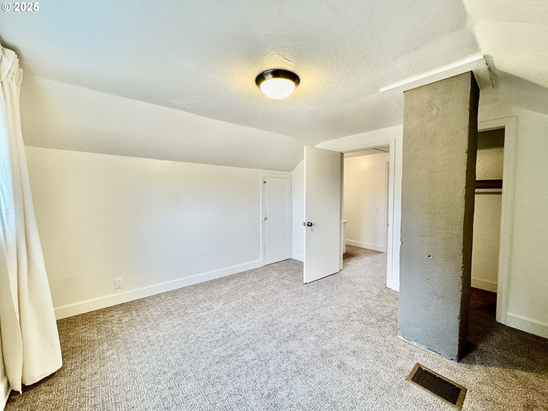 34603 Church Road Warren, OR 97053 - Photo 33 of 42 a view of an empty room