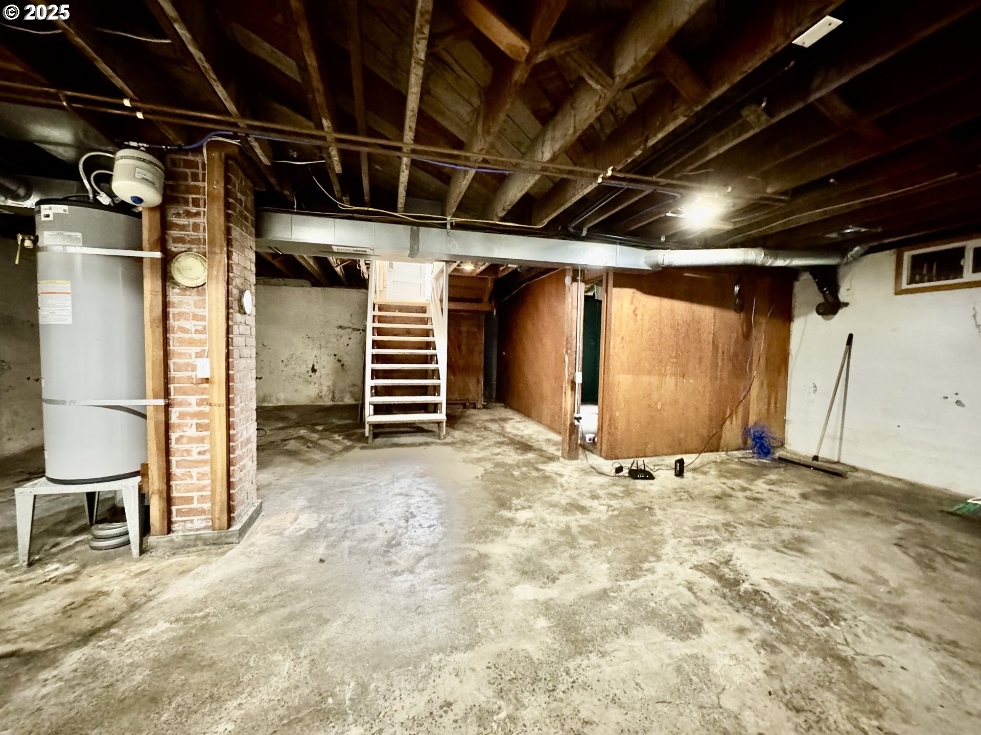 34603 Church Road Warren, OR 97053 - Photo 35 of 42 a view of garage