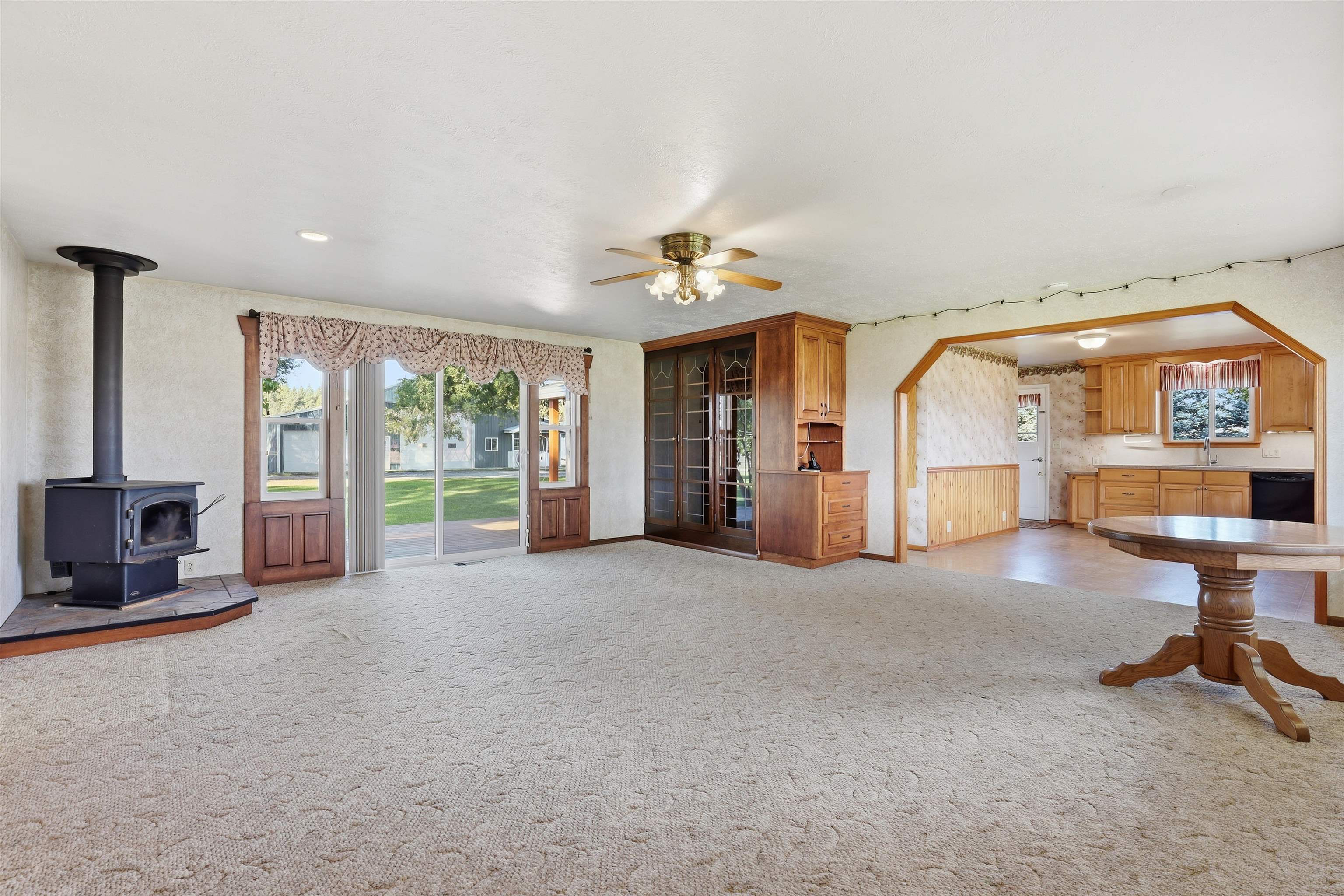 5192 South Swenson Road Deer Park, WA 99006 - Photo 4 of 50