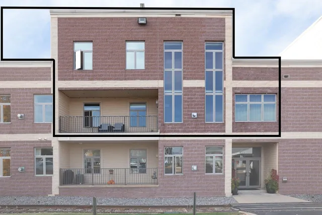 $494,900 | 555 Main Avenue, Unit 206, De Pere, WI 54115