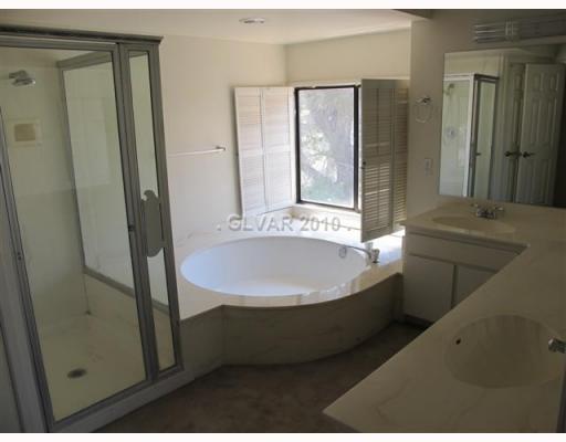 6718 Turina Road Las Vegas, NV 89146 - Photo 8 of 14 Master Bath/Spa.