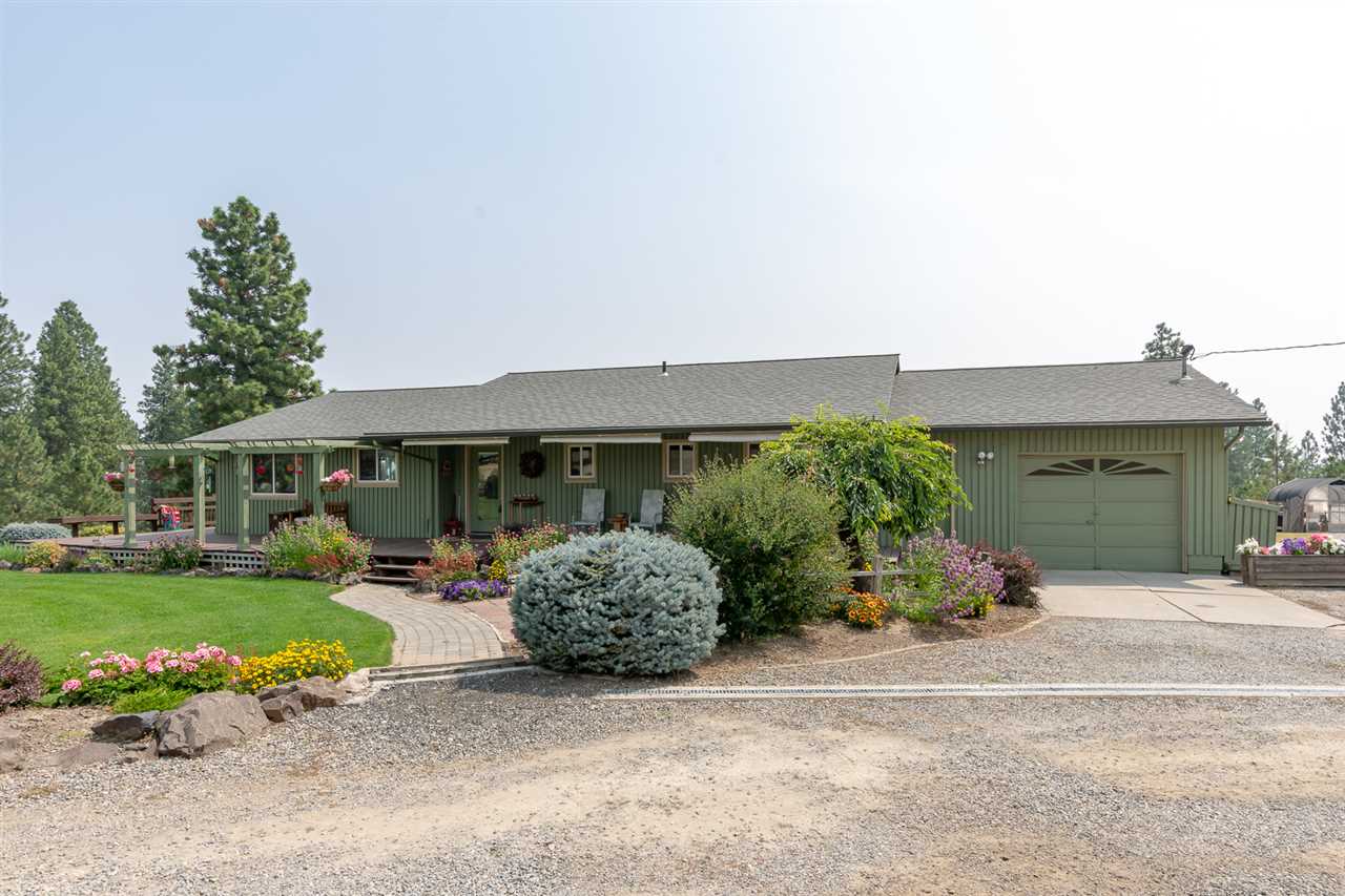 16016 North Sands Road Mead, WA 99021 - Photo 2 of 20