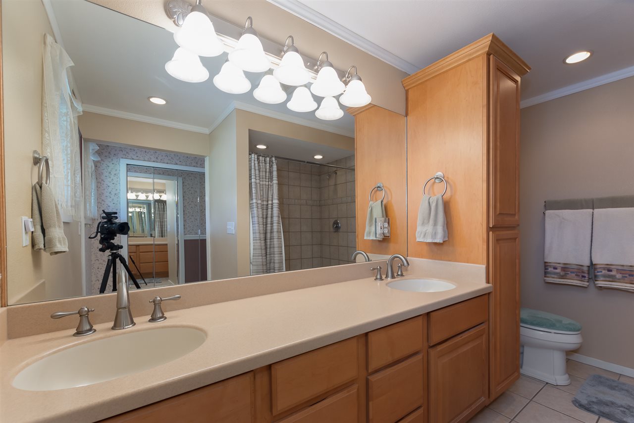 16016 North Sands Road Mead, WA 99021 - Photo 13 of 20
