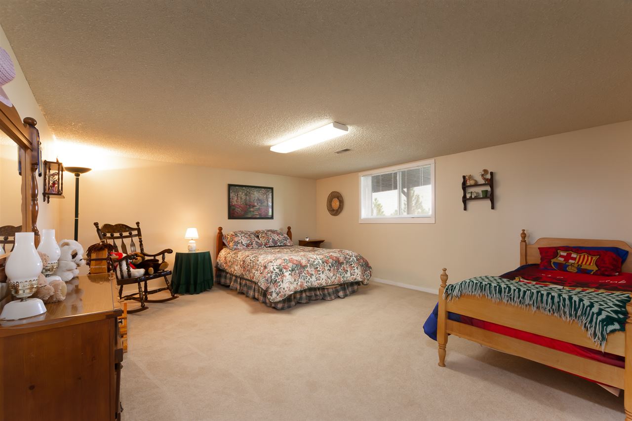 16016 North Sands Road Mead, WA 99021 - Photo 17 of 20