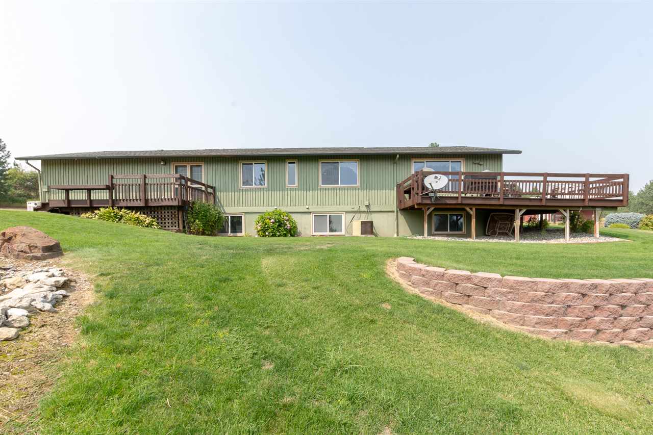 16016 North Sands Road Mead, WA 99021 - Photo 4 of 20