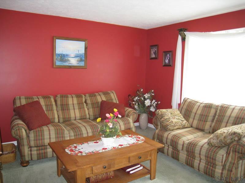 1607 Rodgers Avenue Cresson, PA 16630 - Photo 3 of 34