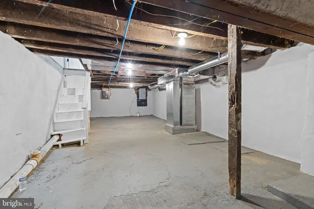 a view of empty room