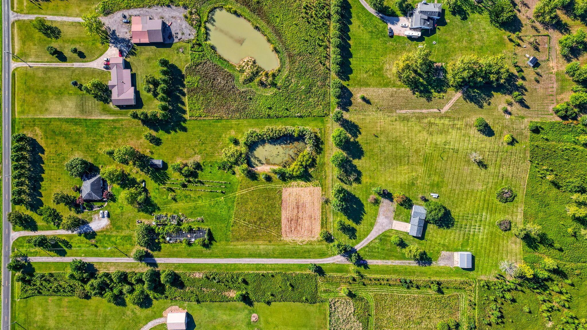 11957 Commercial Point Road Ashville, OH 43103 - Photo 27 of 76 11957 Commercial Point Rd (23)