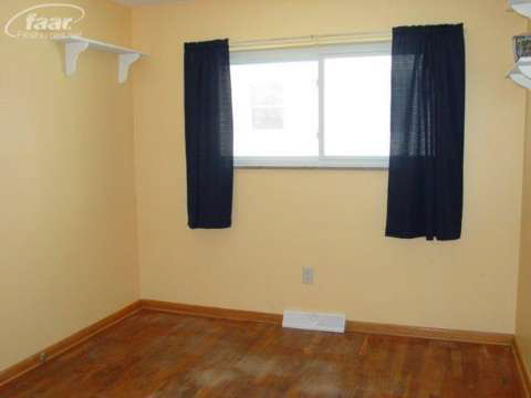 7224 North Center Road Mount Morris, MI 48458 - Photo 6 of 8 20392652-5.JPG