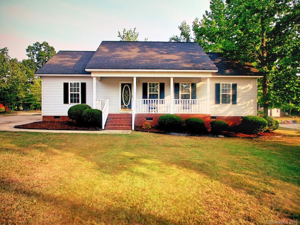 2012 Hunters Ridge Road Lancaster, SC 29720 - Photo 1 of 18 Gallery Image 1