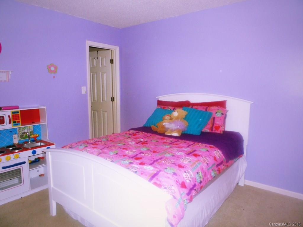 2012 Hunters Ridge Road Lancaster, SC 29720 - Photo 17 of 18 Gallery Image 17