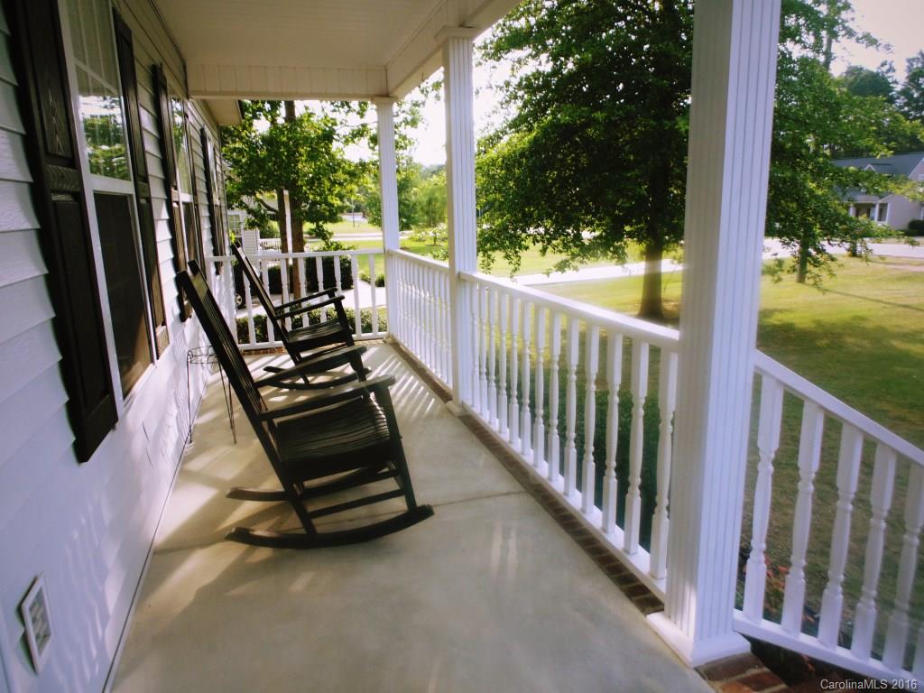 2012 Hunters Ridge Road Lancaster, SC 29720 - Photo 4 of 18 Gallery Image 4