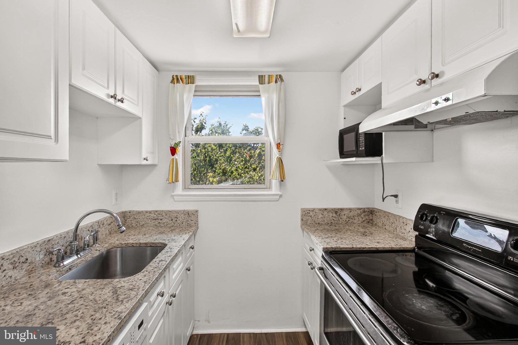 4635 20th Road North, Unit 10 Arlington, VA 22207 - Photo 12 of 19 Gallery Image 12