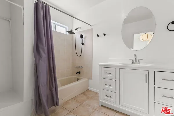 $4,250 | 1174 South Highland Avenue, Los Angeles, CA 90019