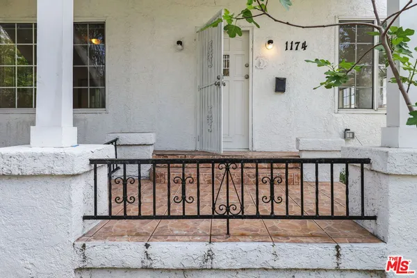$4,250 | 1174 South Highland Avenue, Los Angeles, CA 90019